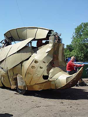 Mobile metal sculpture, Glastonbury Festival, June 2004