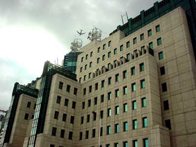 MI6 building, Vauxhall Bridge, London, March 2002