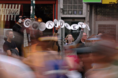 Go Audrey! New York Marathon 2005, Bedford Avenue, Williamsburg, Brooklyn, New York, Brooklyn, New York, NYC, US