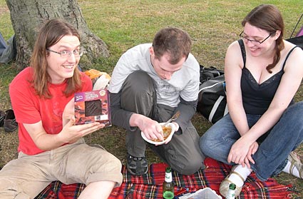 Brockwell Park picnic and Vicky's birthday, Brixton, London, 14th July 2007, urban75 party