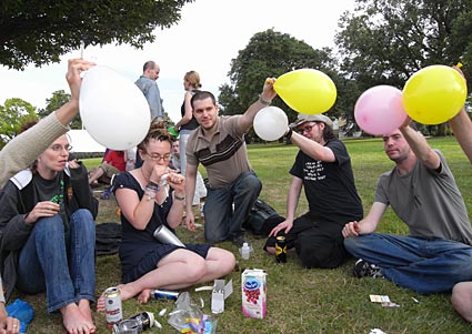 Brockwell Park picnic and Vicky's birthday, Brixton, London, 14th July 2007, urban75 party