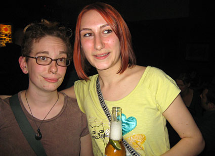 urban75 Hackney Drinks, White Hart, 69, Stoke Newington High St, London, N16 8EL 16th May 2007