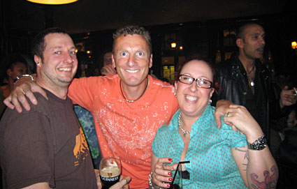 urban75 Hackney Drinks, White Hart, 69, Stoke Newington High St, London, N16 8EL 16th May 2007