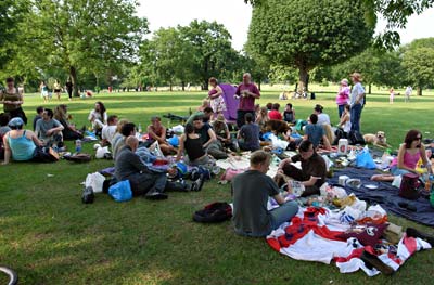 urban75 picnic at Brockwell Park, Brixton, south London, UK June 2006
