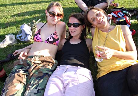 urban75 picnic at Brockwell Park, Brixton, south London, UK June 2006