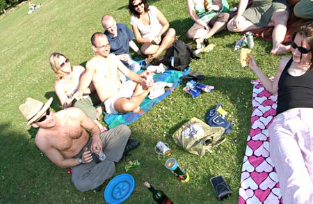 urban75 picnic at Brockwell Park, Brixton, south London, UK June 2006