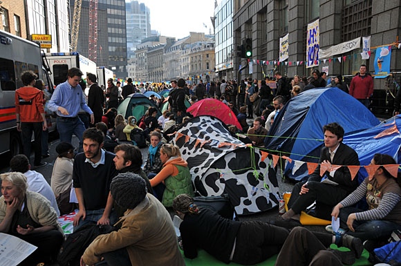G20 and Climate Camp protests at the Bank of England and Bishopgate, City of London, London, 1st April 2009