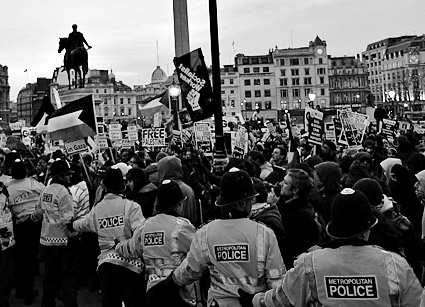 3rd National Demonstration For Gaza: Israel Out Of Gaza Now: Lift The Blockade. Trafalgar Square, London, Saturday 17th January 2009