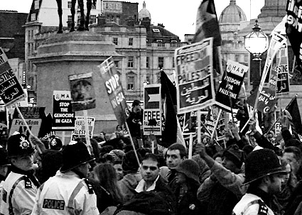 3rd National Demonstration For Gaza: Israel Out Of Gaza Now: Lift The Blockade. Trafalgar Square, London, Saturday 17th January 2009