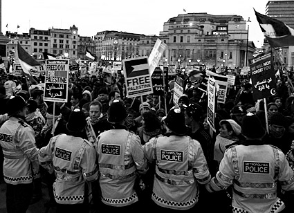 3rd National Demonstration For Gaza: Israel Out Of Gaza Now: Lift The Blockade. Trafalgar Square, London, Saturday 17th January 2009