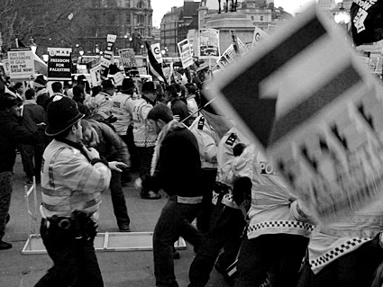 3rd National Demonstration For Gaza: Israel Out Of Gaza Now: Lift The Blockade. Trafalgar Square, London, Saturday 17th January 2009