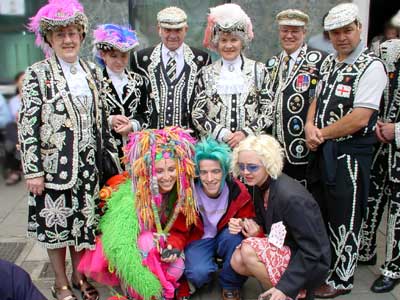 Pearly Queens and punks, Alternative Jubilee Street Party, Foundry, Old Street, 3rd June 2002