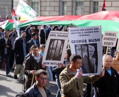 Crowds marching into  Trafalgar Square, 13th April, 2002