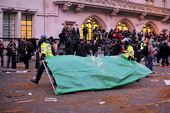 Student national demonstration against the cuts, Parliament, London, Thursday 9th December, 2010