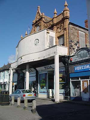 Old building, Cornwall, August 2005