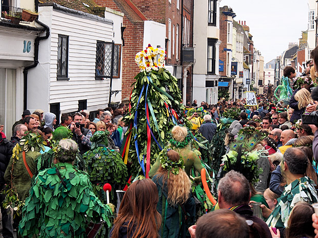 Hastings Jack In The Green: The Grand Procession, High Street, Hastings ...