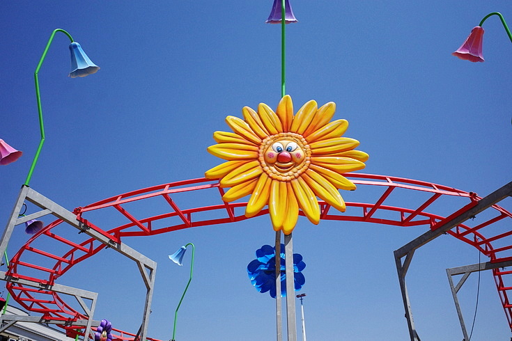 In photos: a summer afternoon in Barry Island, South Wales