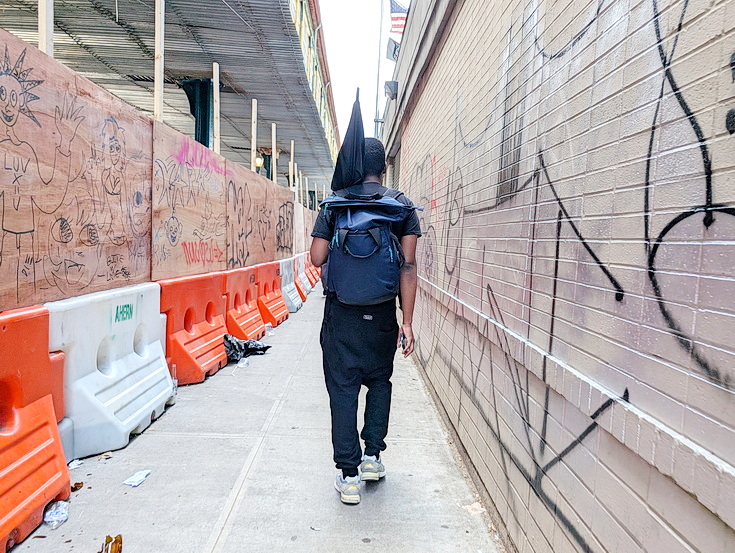 A photographic stroll under Broadway through Brooklyn, New York