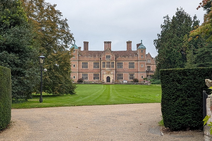 Like stepping back into history: 40 photos of the stunning village of Chilham on the Kent Downs