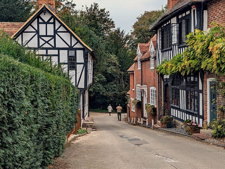 Like stepping back into history: 40 photos of the stunning village of Chilham on the Kent Downs