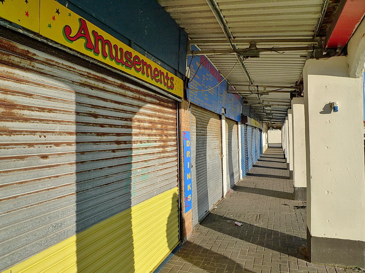 Remembering Porthcawl's much-loved Coney Beach Amusement Park - archive photos from December 2008
