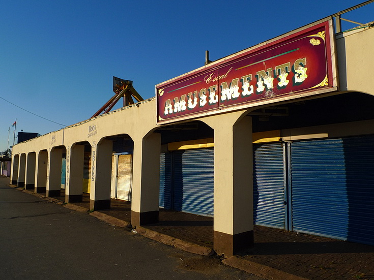 Remembering Porthcawl's much-loved Coney Beach Amusement Park - archive photos from December 2008