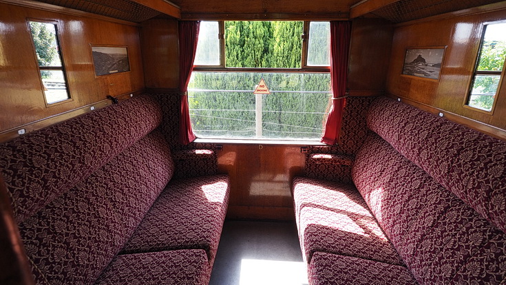 Steam engines, vintage carriages and history at the Didcot Railway Centre