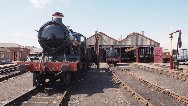 Steam engines, vintage carriages and history at the Didcot Railway Centre
