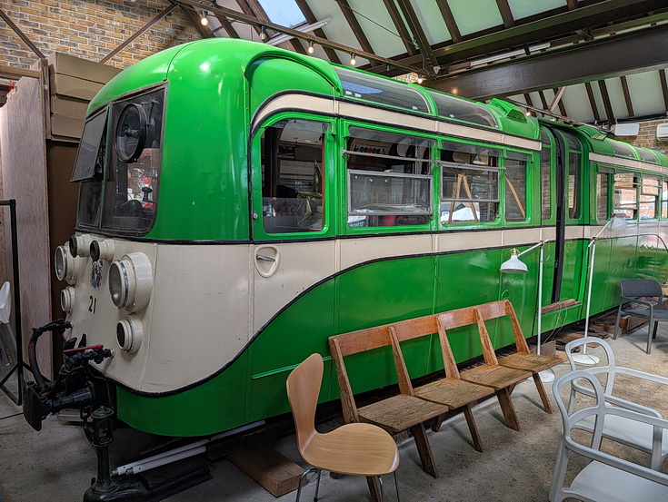 Photo Gallery: a walk from Leigh-on-Sea to Southend and along the world's longest pleasure pier