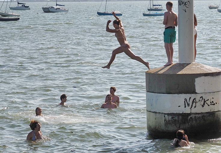 Photo Gallery: a walk from Leigh-on-Sea to Southend and along the world's longest pleasure pier