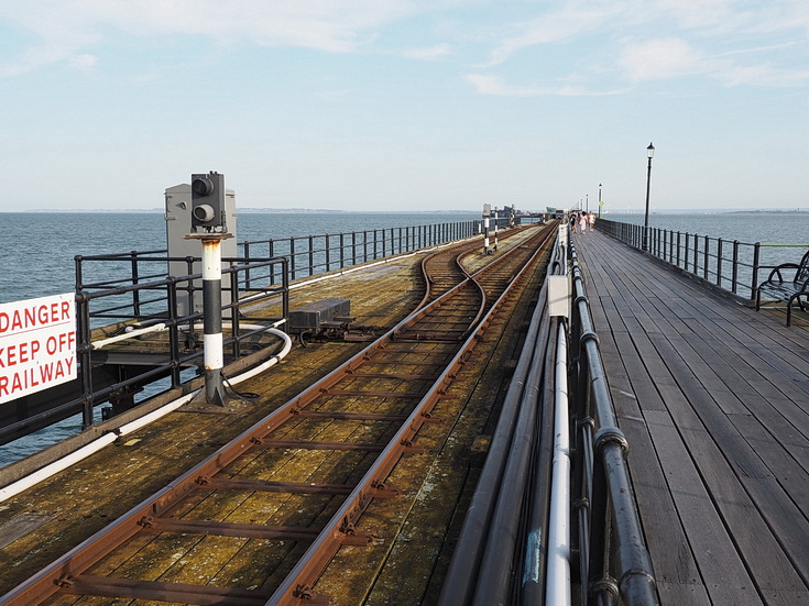 Photo Gallery: a walk from Leigh-on-Sea to Southend and along the world's longest pleasure pier