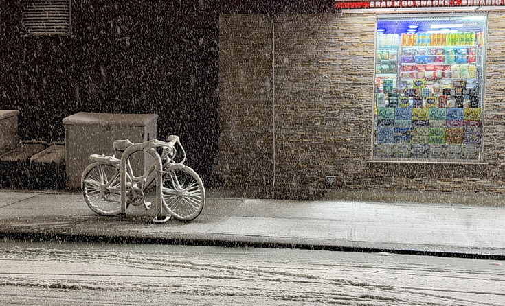 Manhattan snowstorn - view the snowy sreets of New York in our photogallery