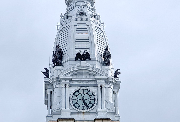 Skyscrapers, railroad stations and street scenes - a walk around Philadelphia in 32 photos