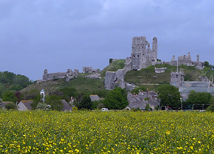 Corfe Castle village photos, streets views, castle and railway station, Isle of Purbeck walk, Dorset, May 2009 - photos, feature and comment