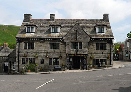 Corfe Castle village photos, streets views, castle and railway station, Isle of Purbeck walk, Dorset, May 2009 - photos, feature and comment