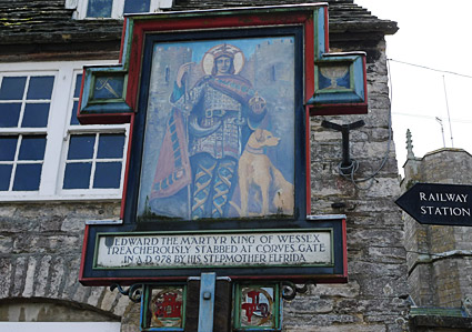 Corfe Castle village photos, streets views, castle and railway station, Isle of Purbeck walk, Dorset, May 2009 - photos, feature and comment