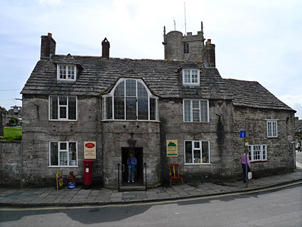 Corfe Castle village photos, streets views, castle and railway station, Isle of Purbeck walk, Dorset, May 2009 - photos, feature and comment