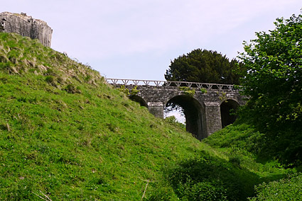 Corfe Castle town photos, streets views, castle and railway station, Isle of Purbeck walk, Dorset, May 2009 - photos, feature and comment - photos, feature and comment
